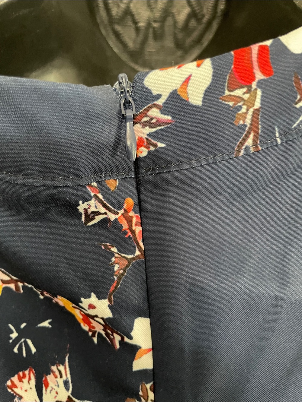 Navy Floral Ruffle Sleeve Dress - Picture 4 of 9